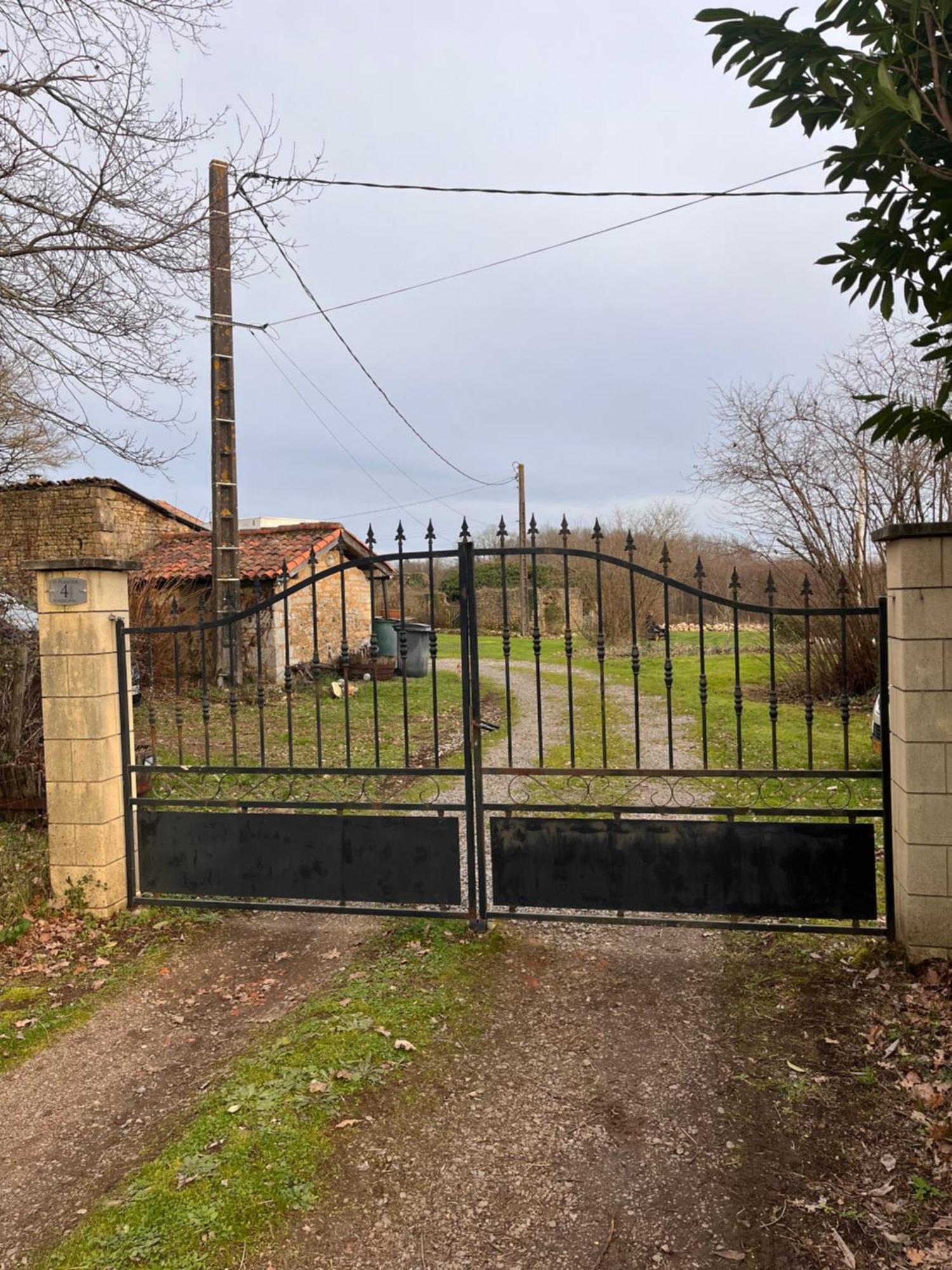 Le Plantier2 Villa Beaulieu-sur-Sonnette Kültér fotó